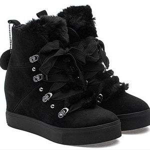 JSLIDES WHITNEY BOOTS - Black- Worn once. Excellent condition.